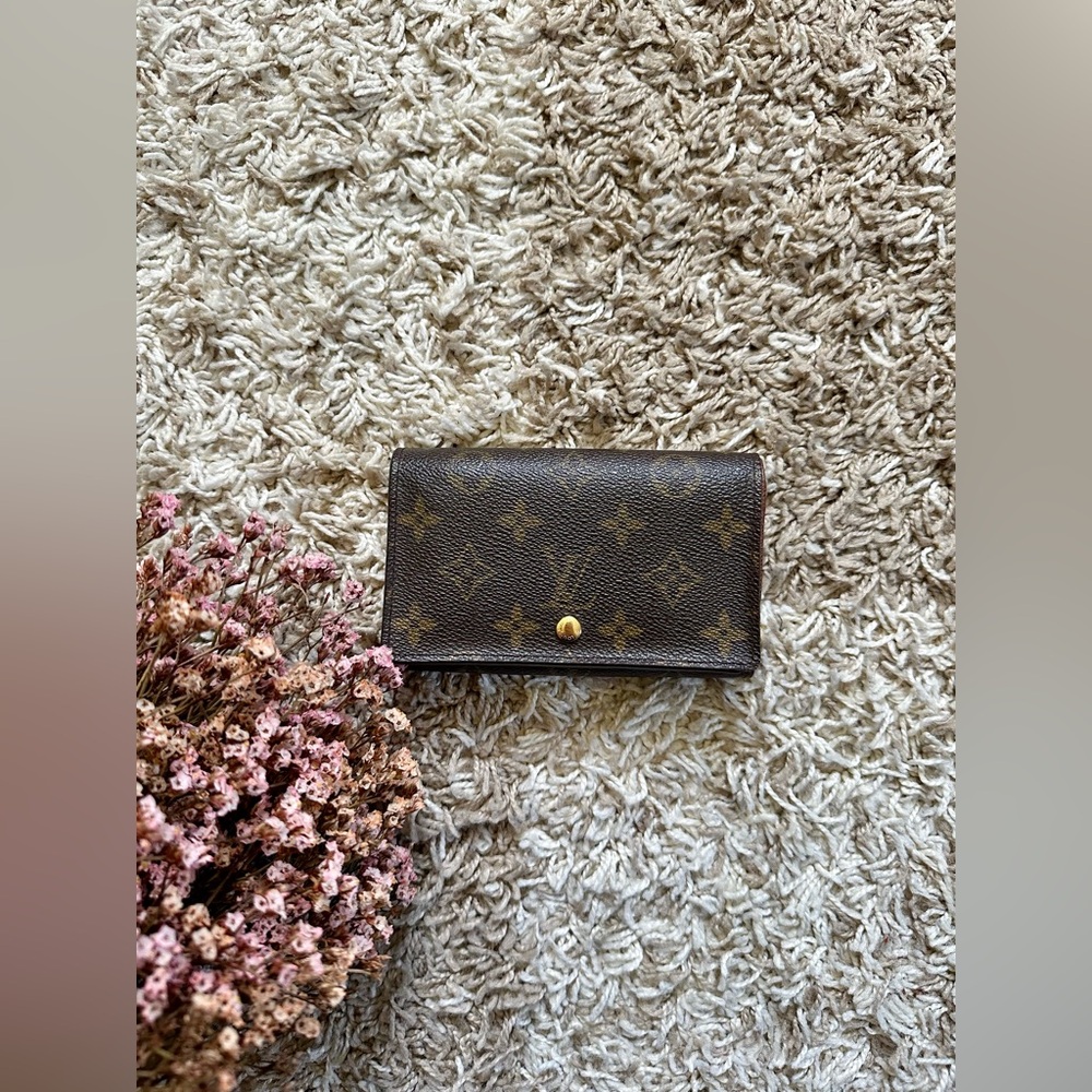 Louis Vuitton Monogram Porte Monnaie Billets Tresor Wallet LV Luxury France VTG